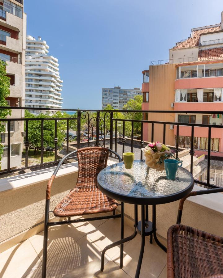 Apartments Flora 1 Burgas Exterior foto